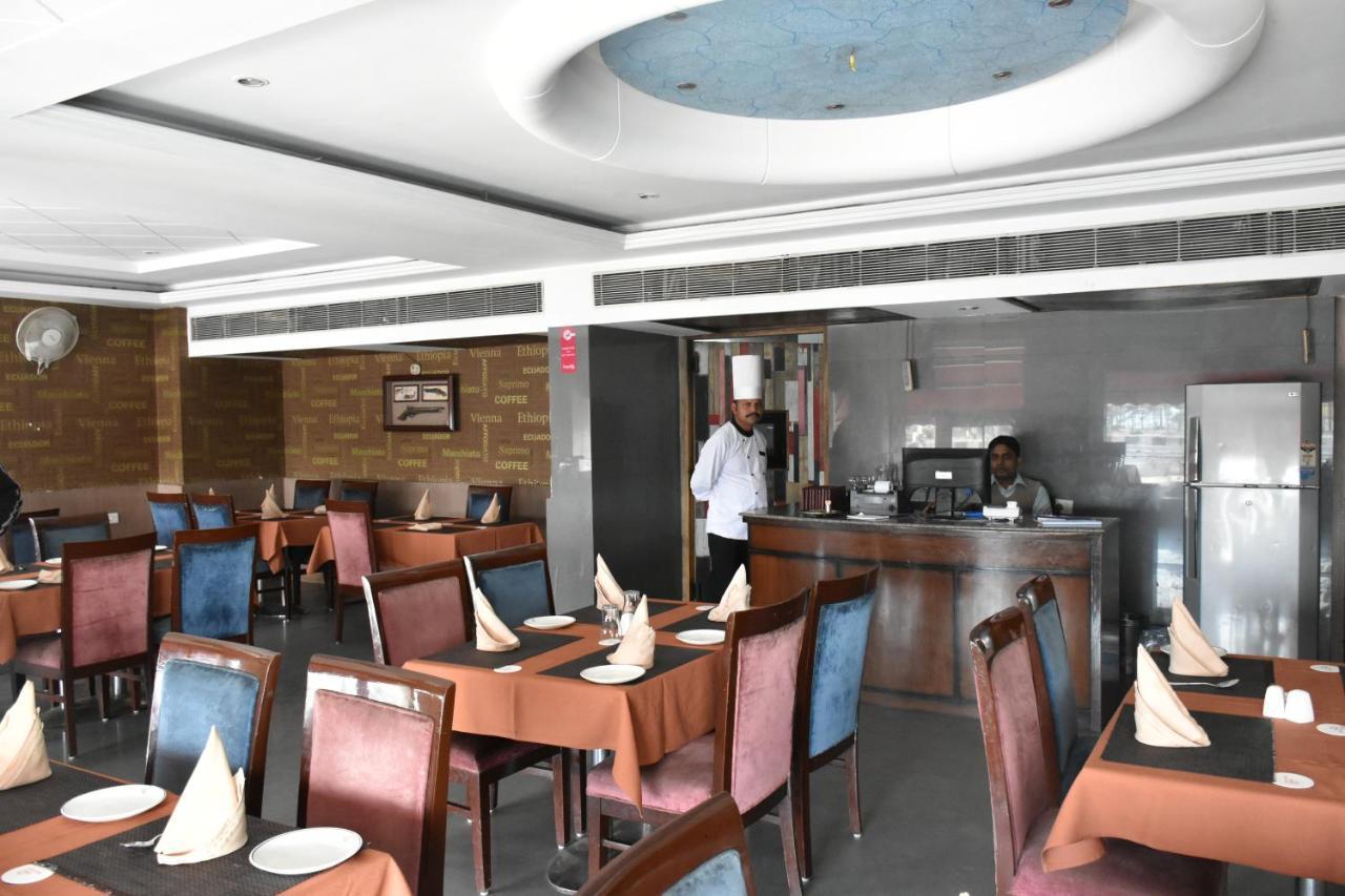 Hotel Lohias Delhi Airport New Delhi Buitenkant foto